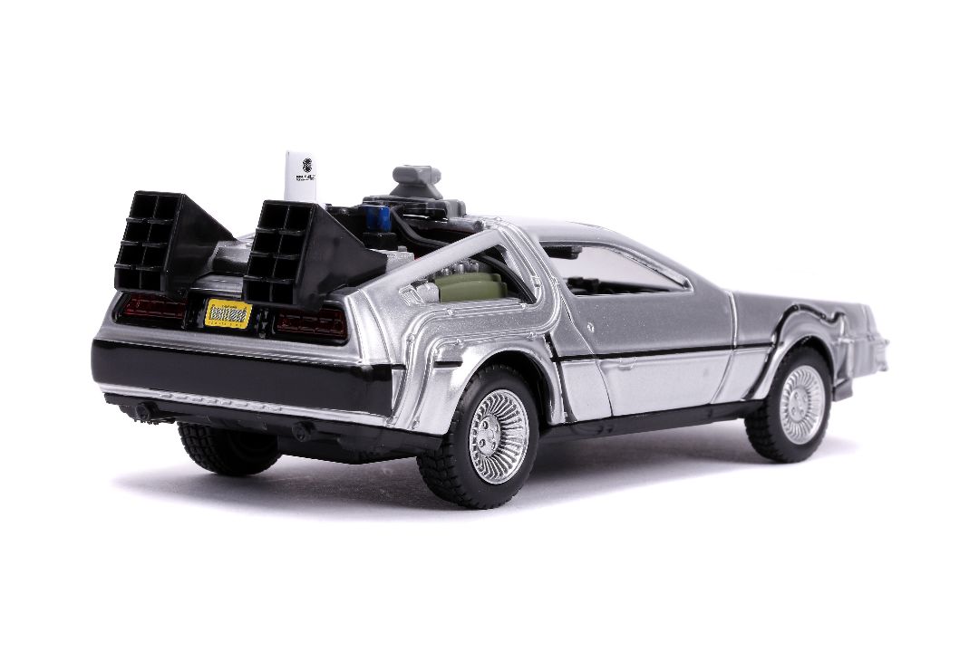 Jada 1/32 "Hollywood Rides" Back To The Future II Time Machine – image 4