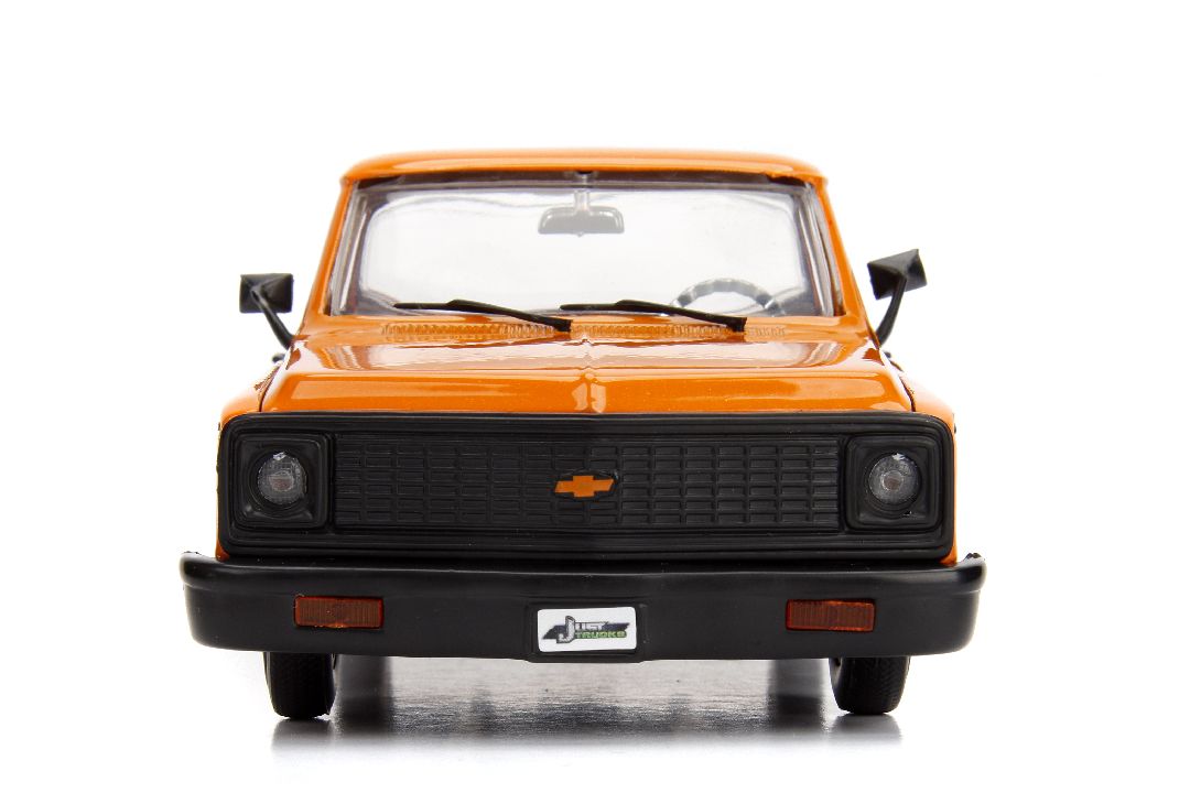 Jada 1/24 "Just Trucks" - 1972 Chevy Cheyenne Pickup w/ Rack – image 7
