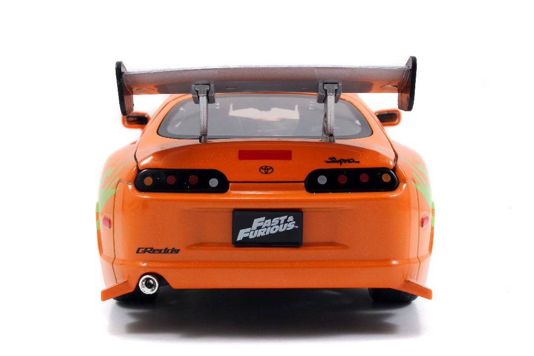 Jada 1/24 "Fast & Furious" Brian's Toyota Supra w/Brian Figure – image 9