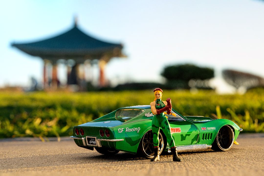Jada 1/24 "Hollywood Rides" Street Fighter 1969 Stingray W/Cammy – image 21