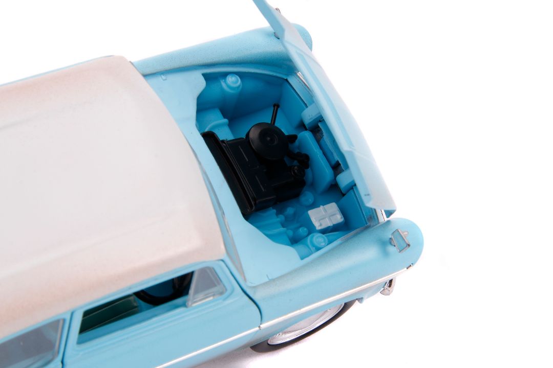 Jada 1/24 "Hollywood Rides" 1959 Ford Anglia with Harry Potter – image 6