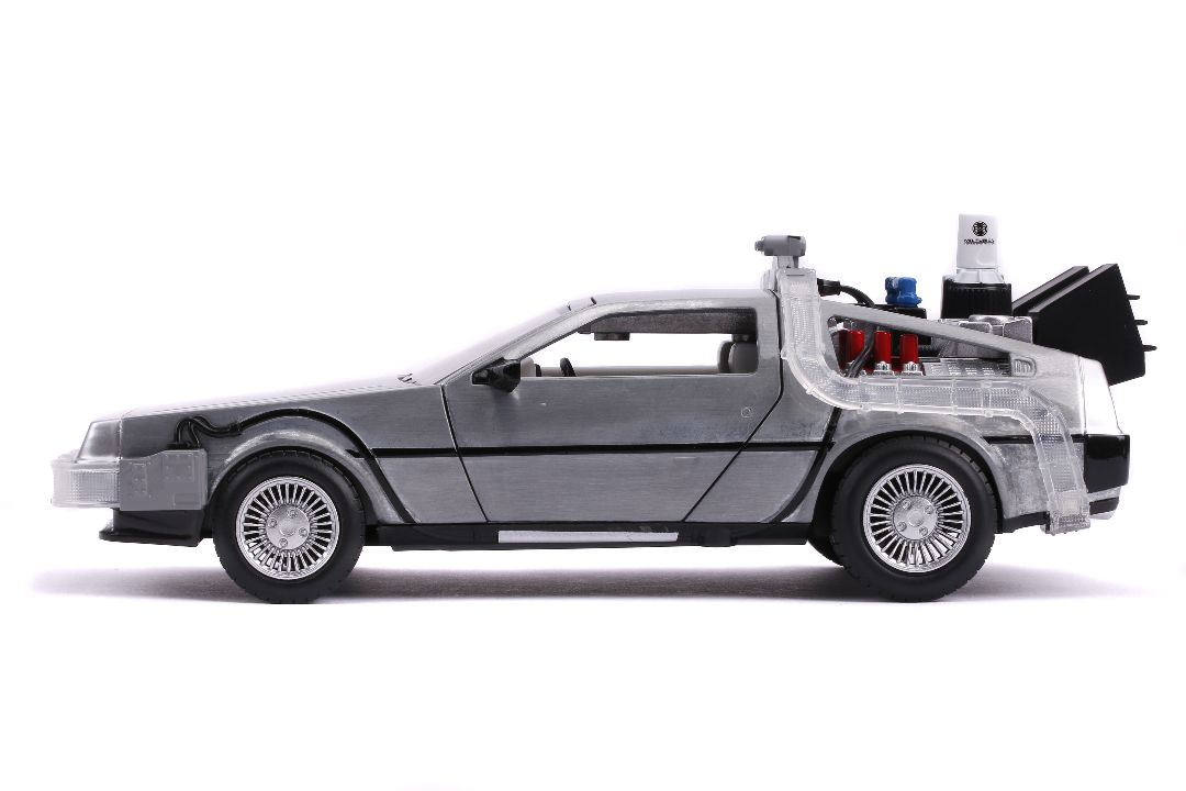Jada 1/24 "Hollywood Rides" Back To The Future II Time Machine – image 7
