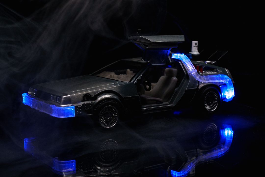 Jada 1/24 "Hollywood Rides" Back To The Future II Time Machine – image 15