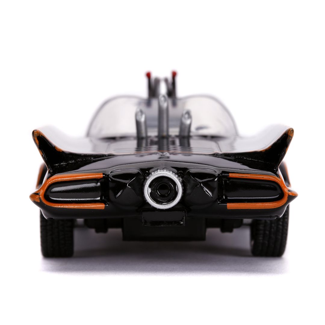 Jada 1/32 "Hollywood Rides" 1966 Classic TV Batmobile w/Batman – image 6