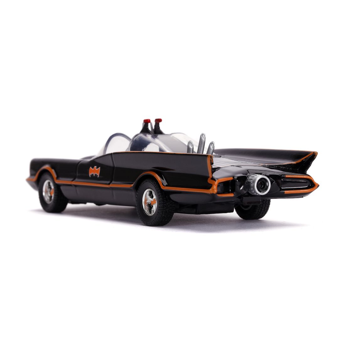 Jada 1/32 "Hollywood Rides" 1966 Classic TV Batmobile w/Batman – image 7