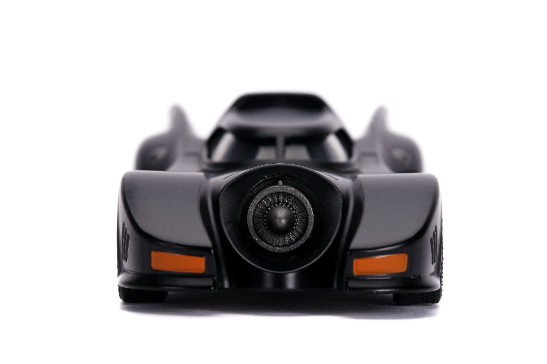 Jada 1/32 "Hollywood Rides" 1989 Batman Batmobile with Batman – image 2