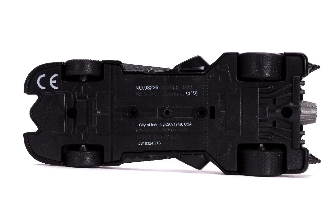 Jada 1/32 "Hollywood Rides" 1989 Batman Batmobile with Batman – image 10