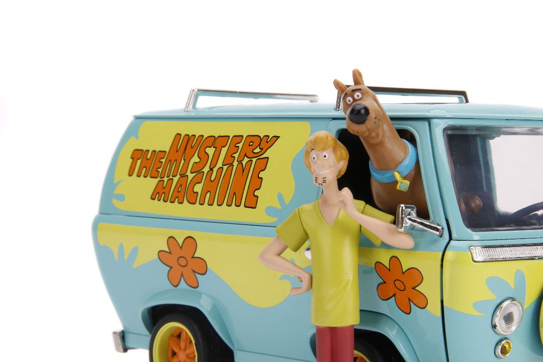 Jada 1/24 "Hollywood Rides" Mystery Machine w/Scooby Doo/Shaggy – image 11