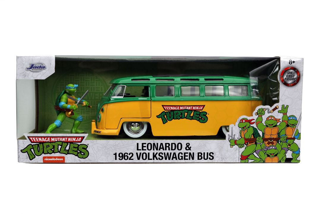 Jada 1/24 "Hollywood Rides" 1962 VW Bus w/Leonardo (TMNT) – image 2