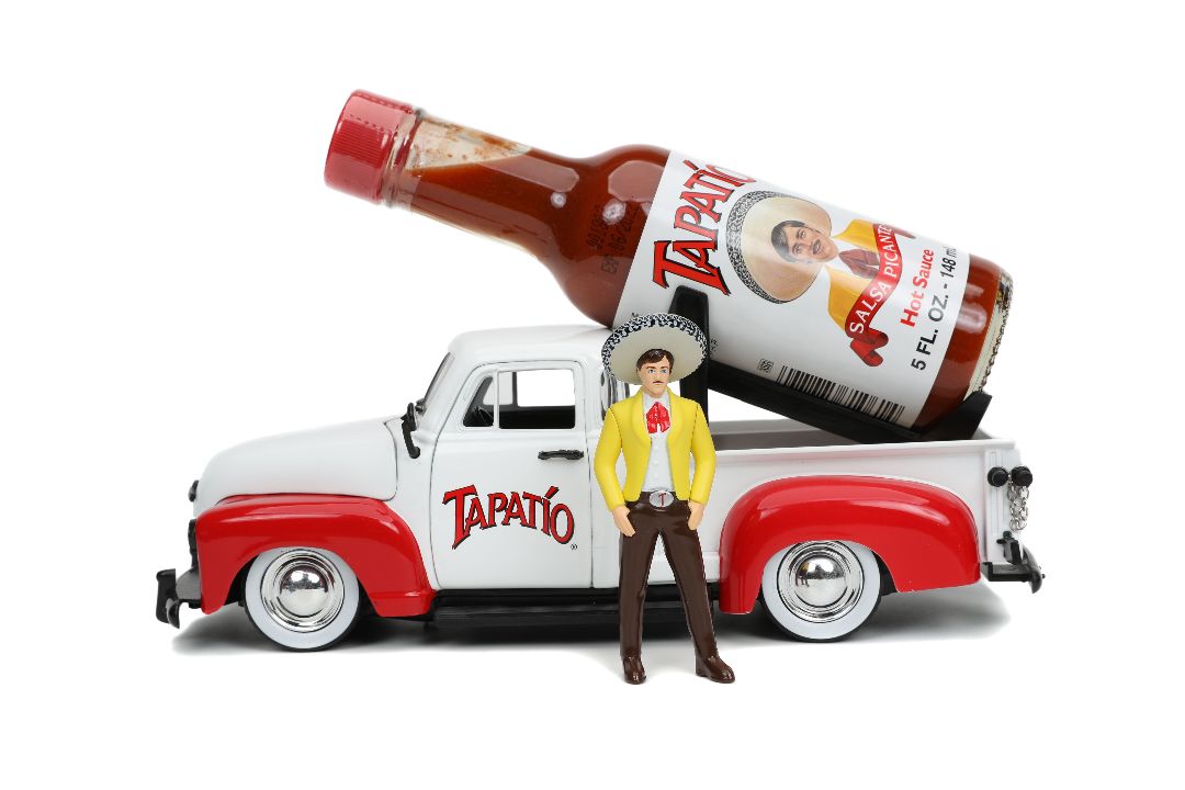 Jada 1/24 "Hollywood Rides" 1953 Chevy Pickup w/Charro Man – image 6