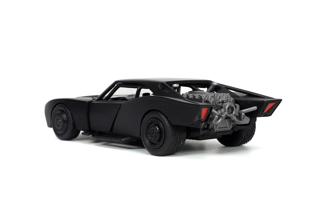 Jada 1/32 "Hollywood Rides" 2022 The Batman Batmobile w/Batman – image 8