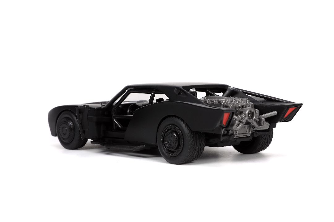 Jada 1/32 "Hollywood Rides" 2022 The Batman Batmobile w/Batman – image 11