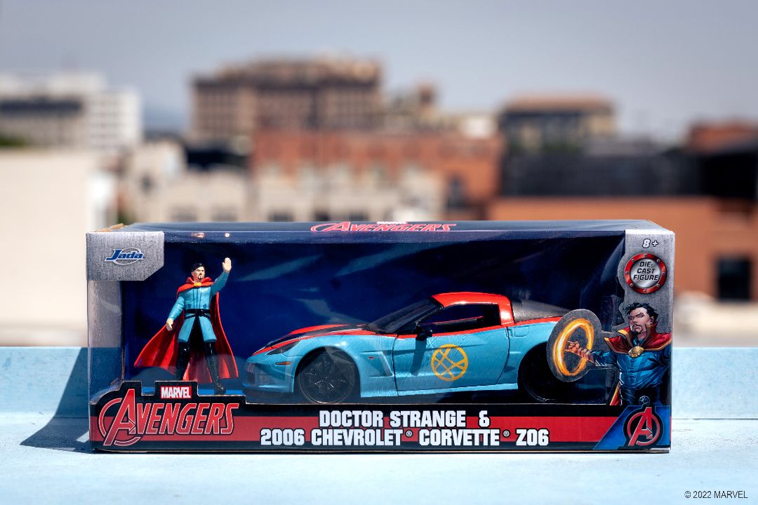 Jada 1/24 "Hollywood Rides" 2006 Corvette Z06 with Dr. Strange – image 17