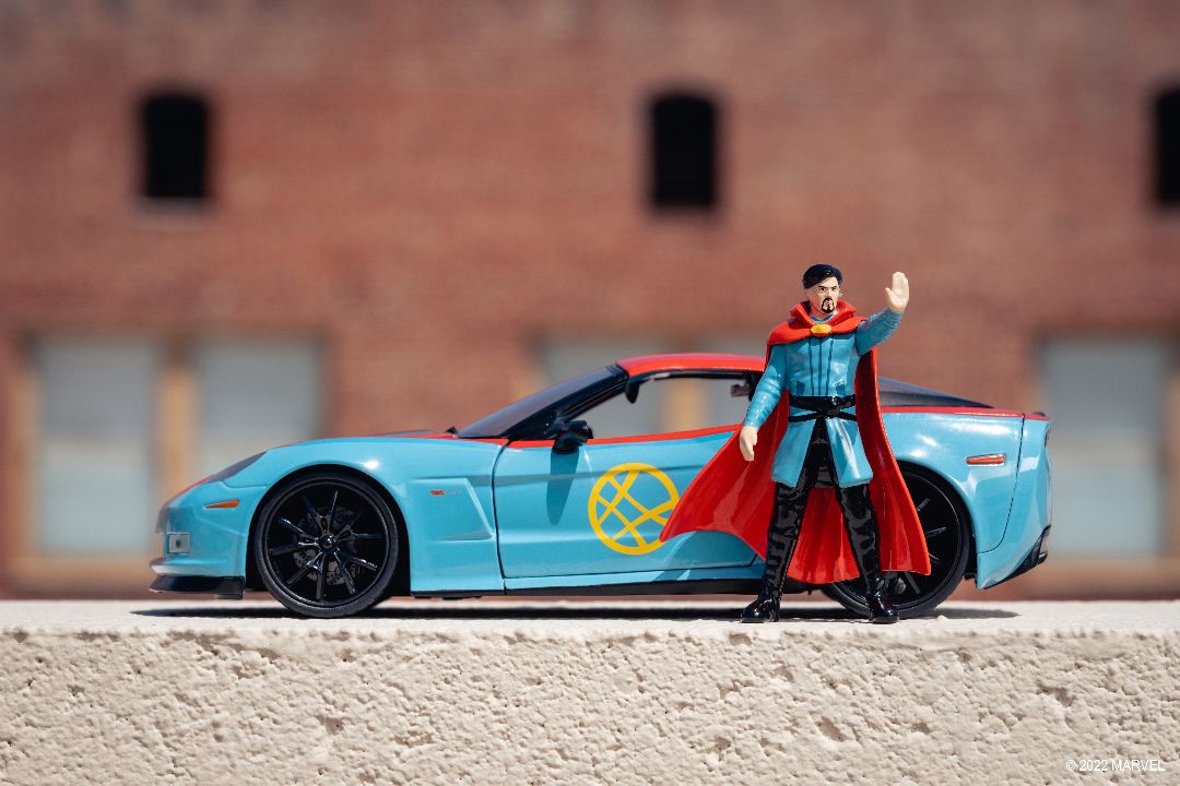 Jada 1/24 "Hollywood Rides" 2006 Corvette Z06 with Dr. Strange – image 28
