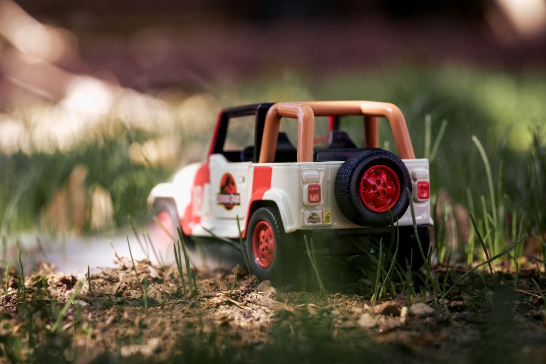 Jada 1/32 "Hollywood Rides" Jurassic World - Jeep Wrangler – image 16