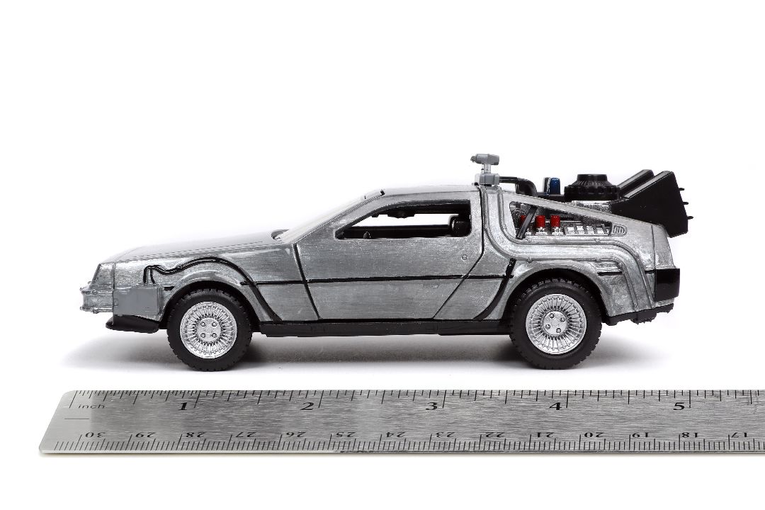 Jada 1/32 "Hollywood Rides" BTTF Part I - Time Machine – image 7