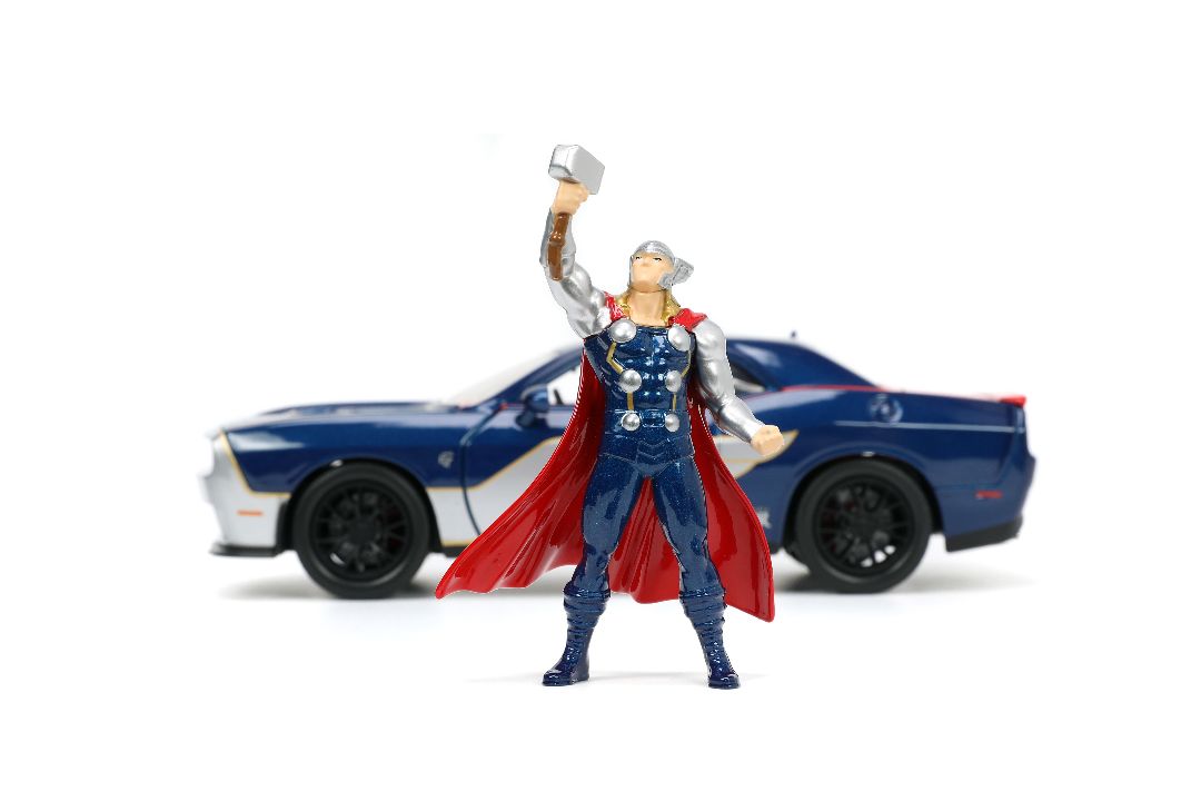 Jada 1/24 "Hollywood Rides" Marvel Challenger Hellcat with Thor – image 4
