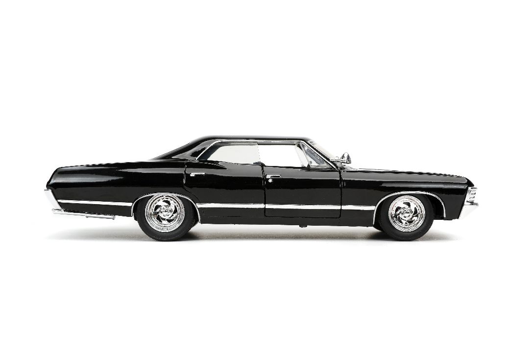 Jada 1/24 "Hollywood Rides" Supernatural 1967 Impala w/ Dean thumbnail 10
