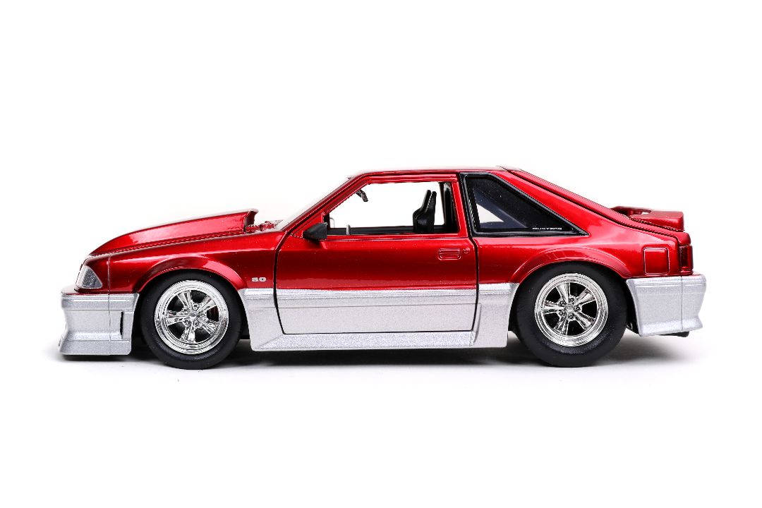 Jada 1/24 "BIGTIME Muscle" 1989 Ford Mustang GT - Candy Red – image 2