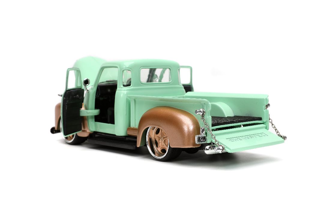 Jada 1/24 "Just Trucks" 1953 Chevy Pickup w/Rack - Light Green – image 12