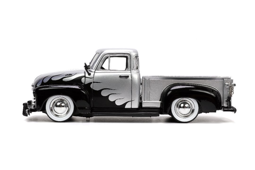 Jada 1/24 "Just Trucks" 1953 Chevy Pickup with Rack – image 3