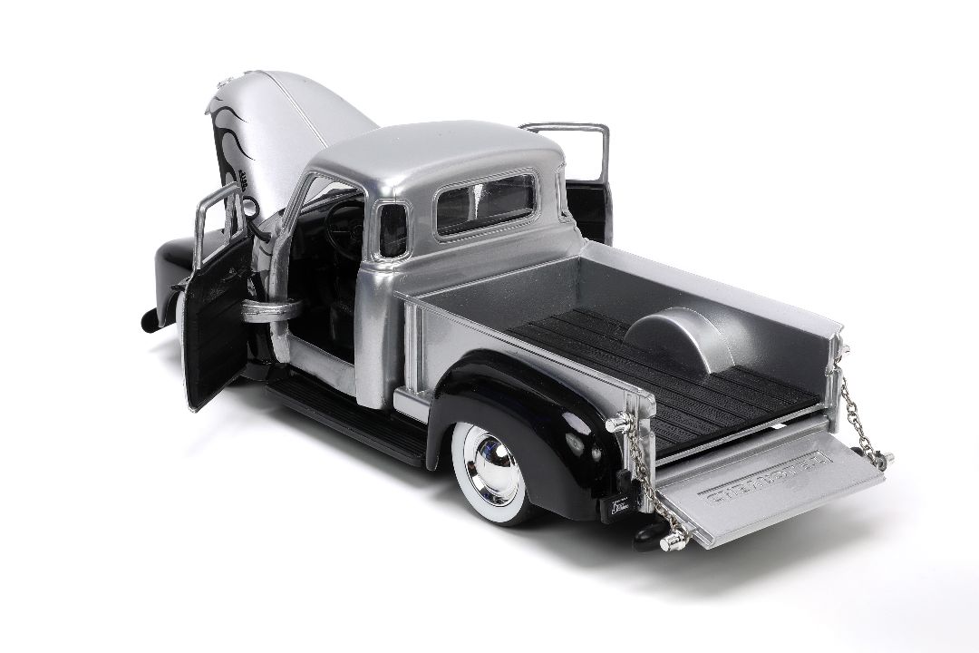 Jada 1/24 "Just Trucks" 1953 Chevy Pickup with Rack – image 7
