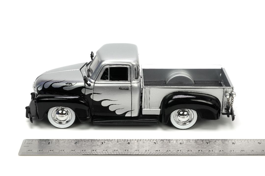 Jada 1/24 "Just Trucks" 1953 Chevy Pickup with Rack – image 8