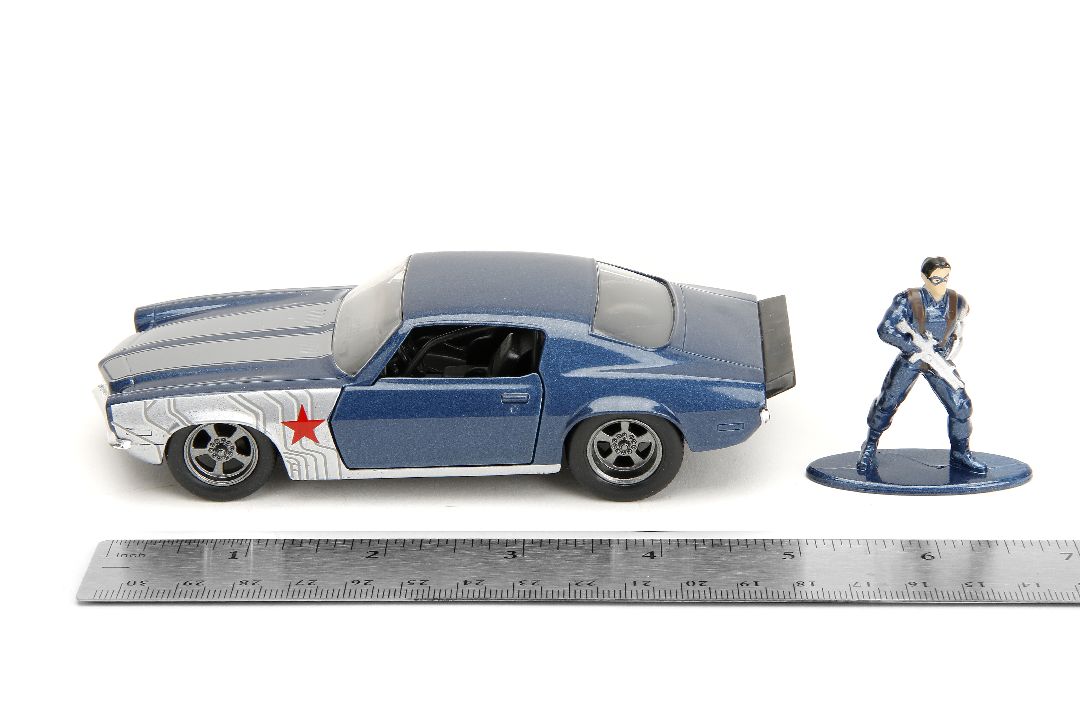 Jada 1/32 "Hollywood Rides" Marvel 1973 Chevy Camaro W/Soldier – image 17