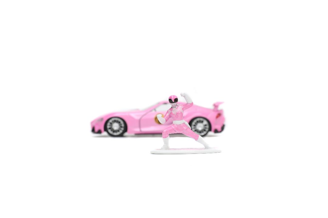 Jada 1/32 "Hollywood Rides" Toyota FT-1 Concept with Pink Ranger – image 3