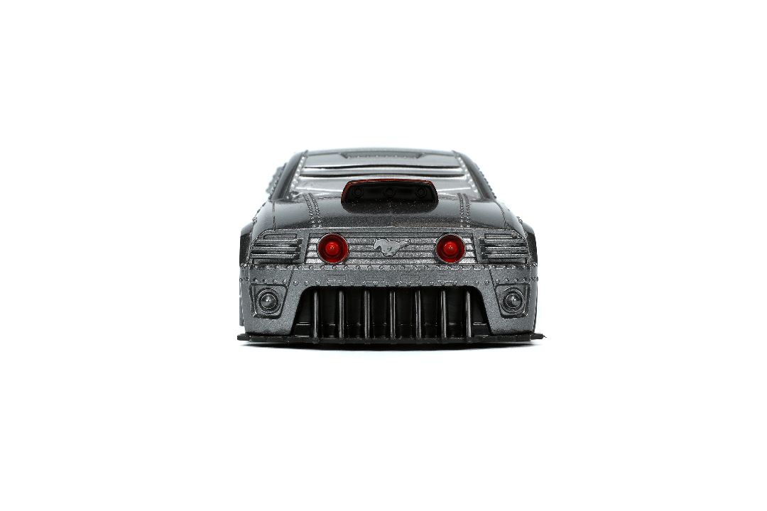 Jada 1/32 "Hollywood Rides" Ford Mustang with War Machine – image 5