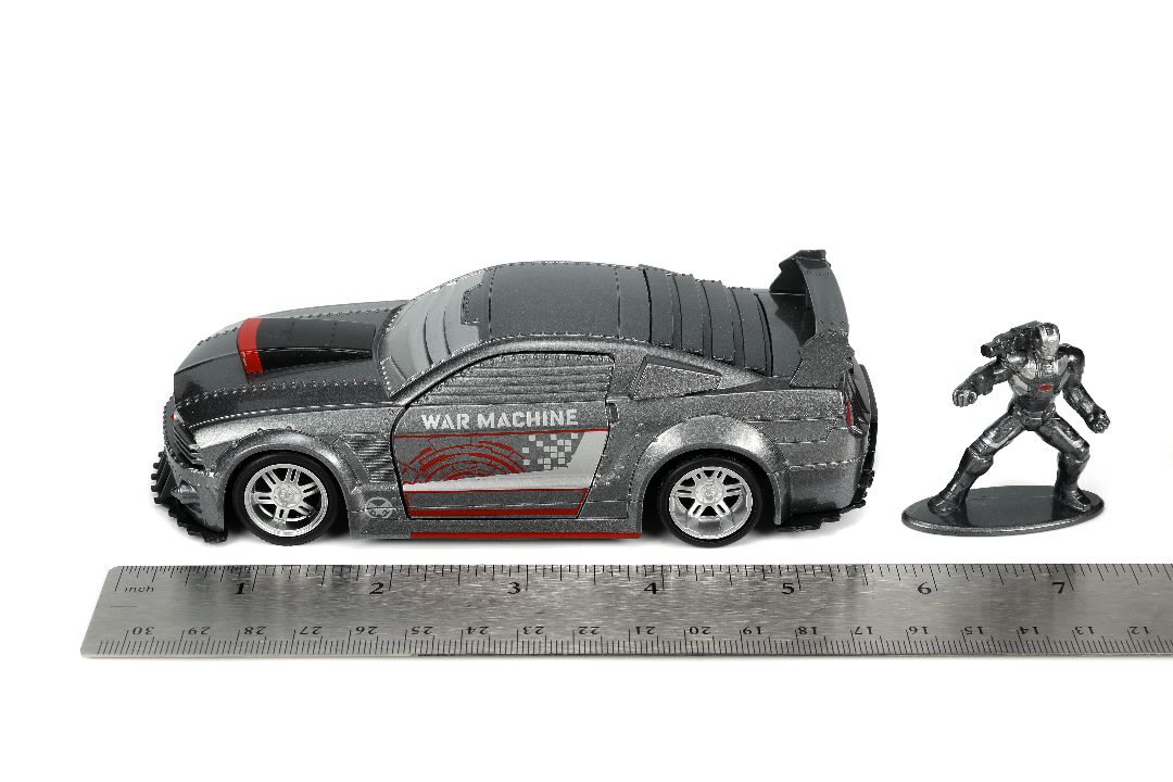Jada 1/32 "Hollywood Rides" Ford Mustang with War Machine – image 11