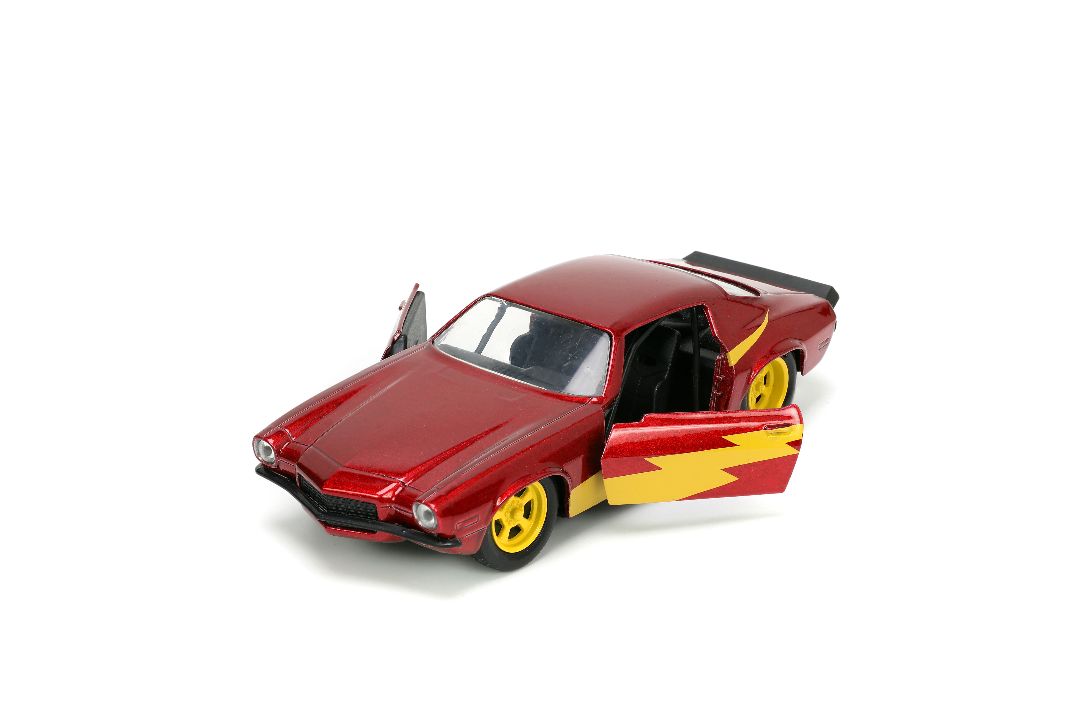 Jada 1/32 "Hollywood Rides" 1973 Chevy Camaro with Flash – image 4