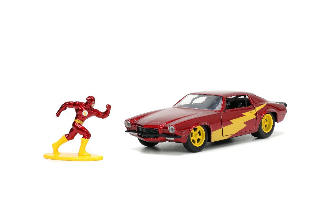 Jada 1/32 "Hollywood Rides" 1973 Chevy Camaro with Flash – image 18