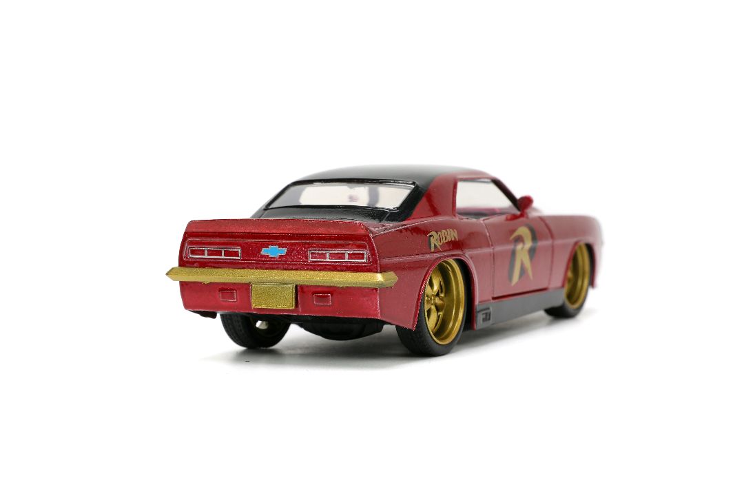 Jada 1/32 "Hollywood Rides" DC Comics 1969 Chevy Camaro w/Robin – image 9