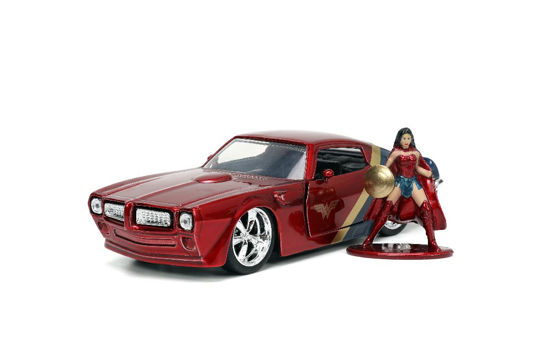 Jada 1/32 1972 Pontiac Firebird with Wonder Woman – image 12