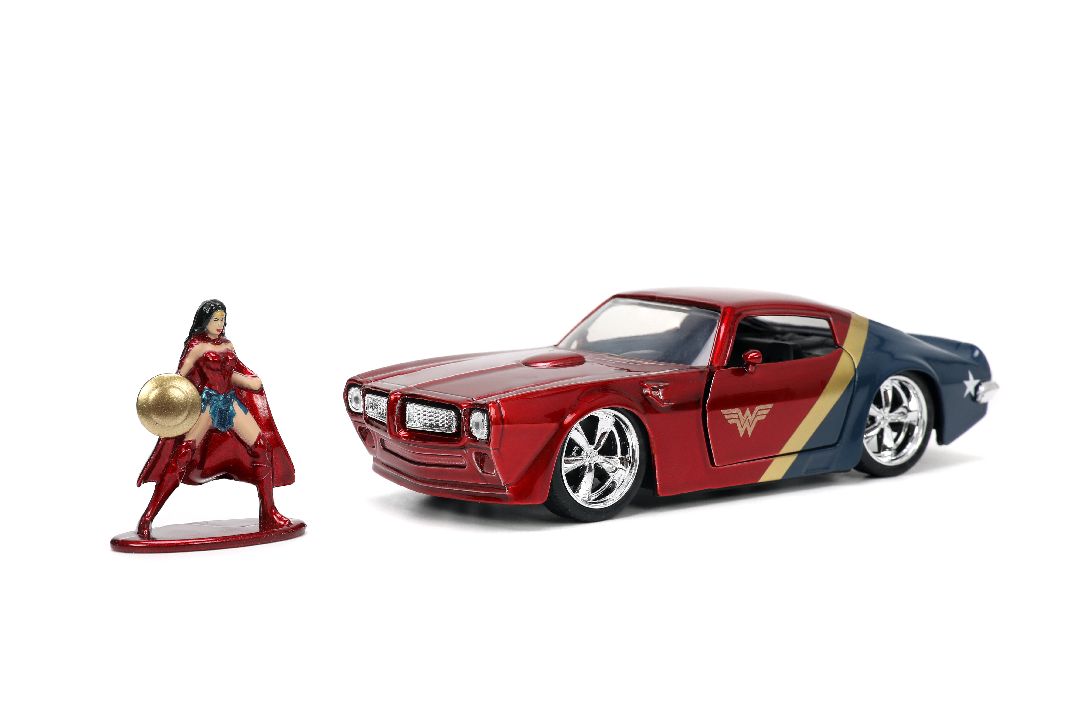 Jada 1/32 1972 Pontiac Firebird with Wonder Woman – image 13