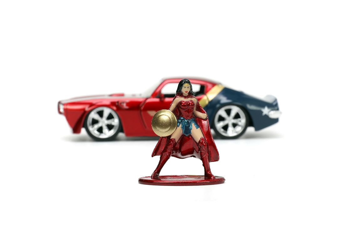 Jada 1/32 1972 Pontiac Firebird with Wonder Woman – image 14