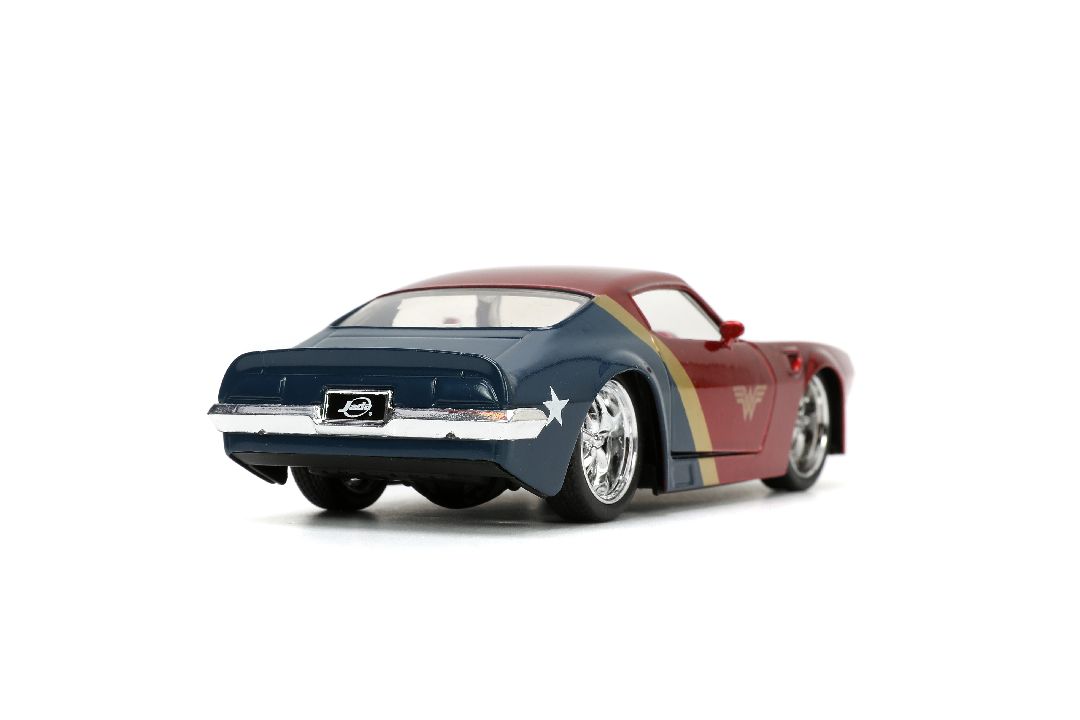 Jada 1/32 1972 Pontiac Firebird with Wonder Woman – image 20