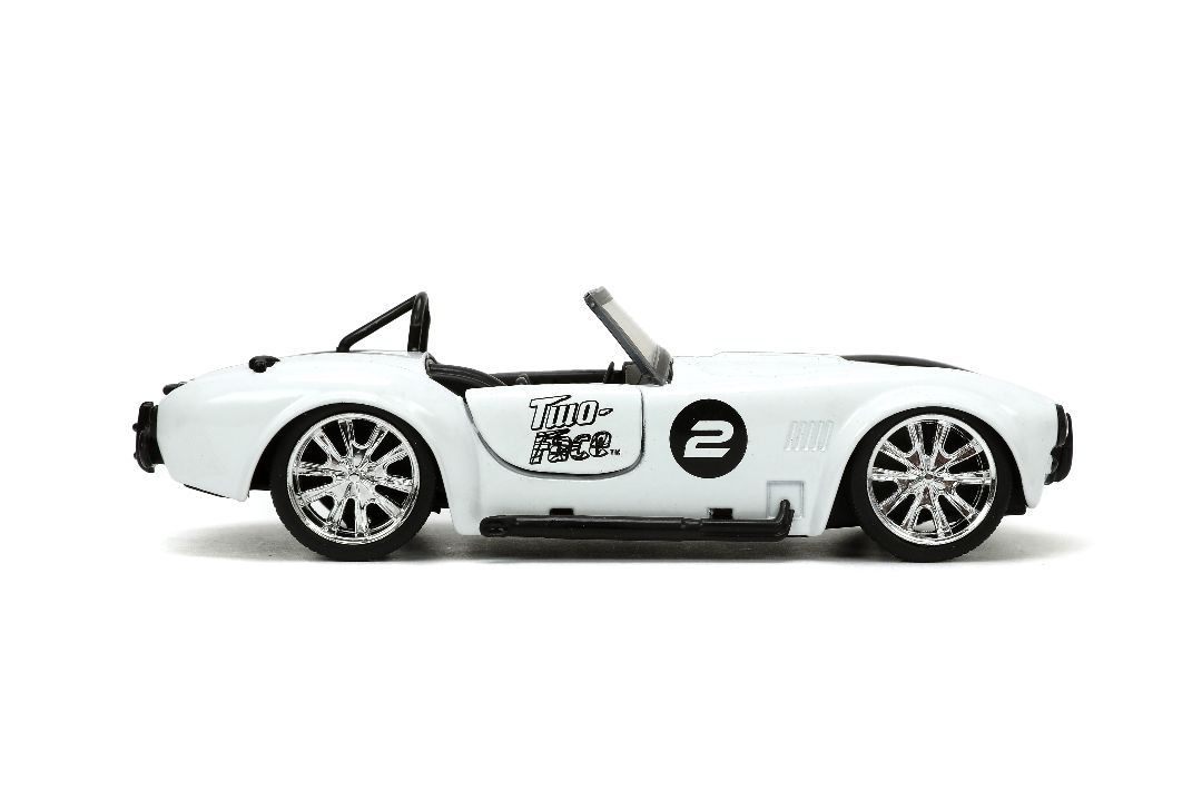 Jada 1/32 "Hollywood Rides" DC Comics 1965 Shelby Cobra Two Face – image 10