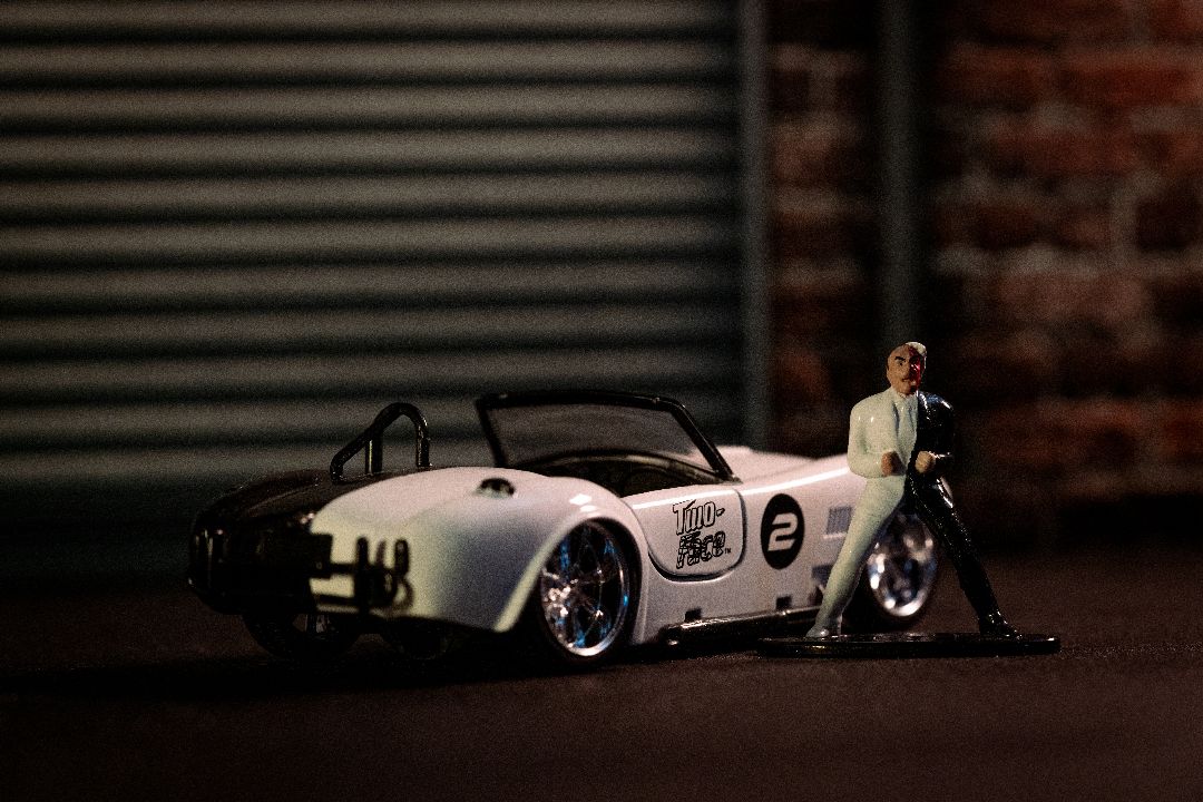 Jada 1/32 "Hollywood Rides" DC Comics 1965 Shelby Cobra Two Face – image 20