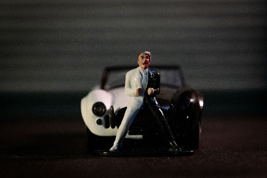 Jada 1/32 "Hollywood Rides" DC Comics 1965 Shelby Cobra Two Face – image 21