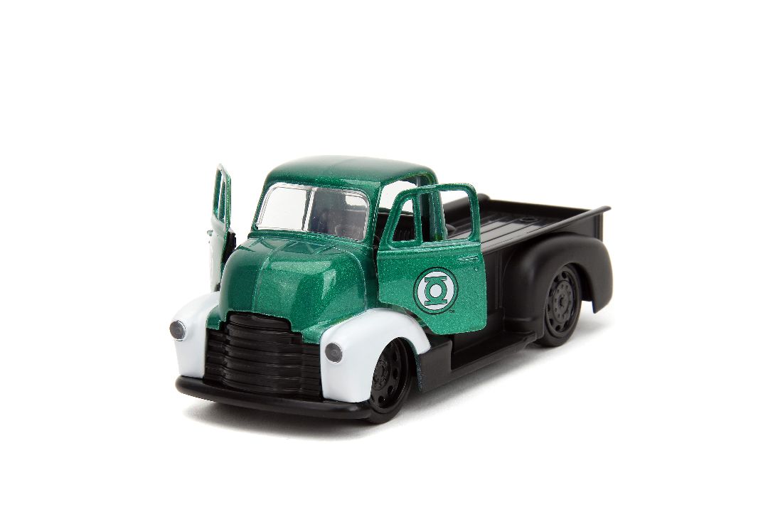 Jada 1/32 "Hollywood Rides" DC Comics 1952 Chevy COE Pickup – image 14