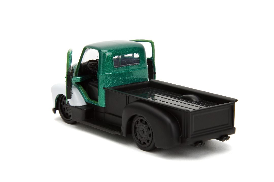 Jada 1/32 "Hollywood Rides" DC Comics 1952 Chevy COE Pickup – image 15
