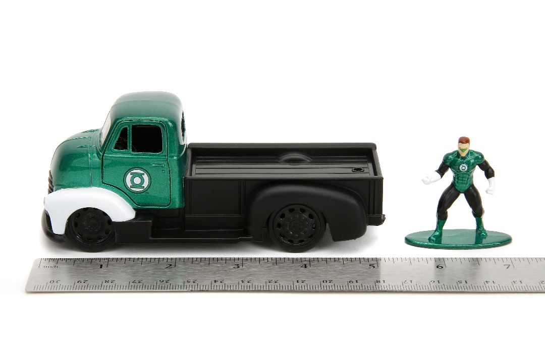 Jada 1/32 "Hollywood Rides" DC Comics 1952 Chevy COE Pickup – image 16