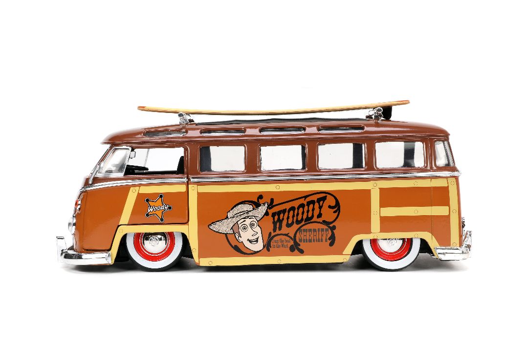 Jada 1/24 "Hollywood Rides" Disney 1962 VW Bus with Woody – image 6