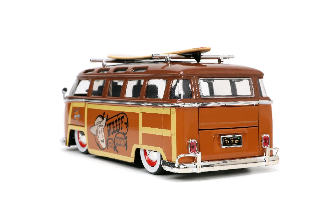 Jada 1/24 "Hollywood Rides" Disney 1962 VW Bus with Woody – image 7