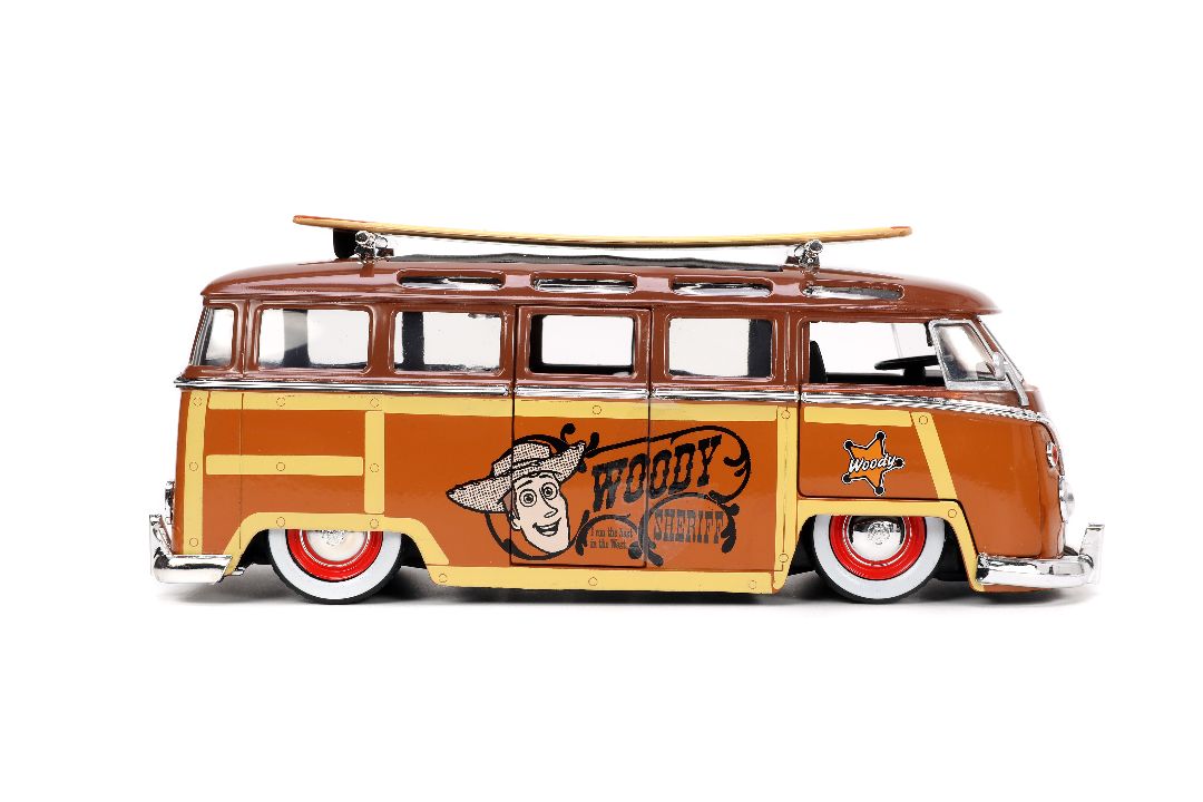 Jada 1/24 "Hollywood Rides" Disney 1962 VW Bus with Woody – image 10