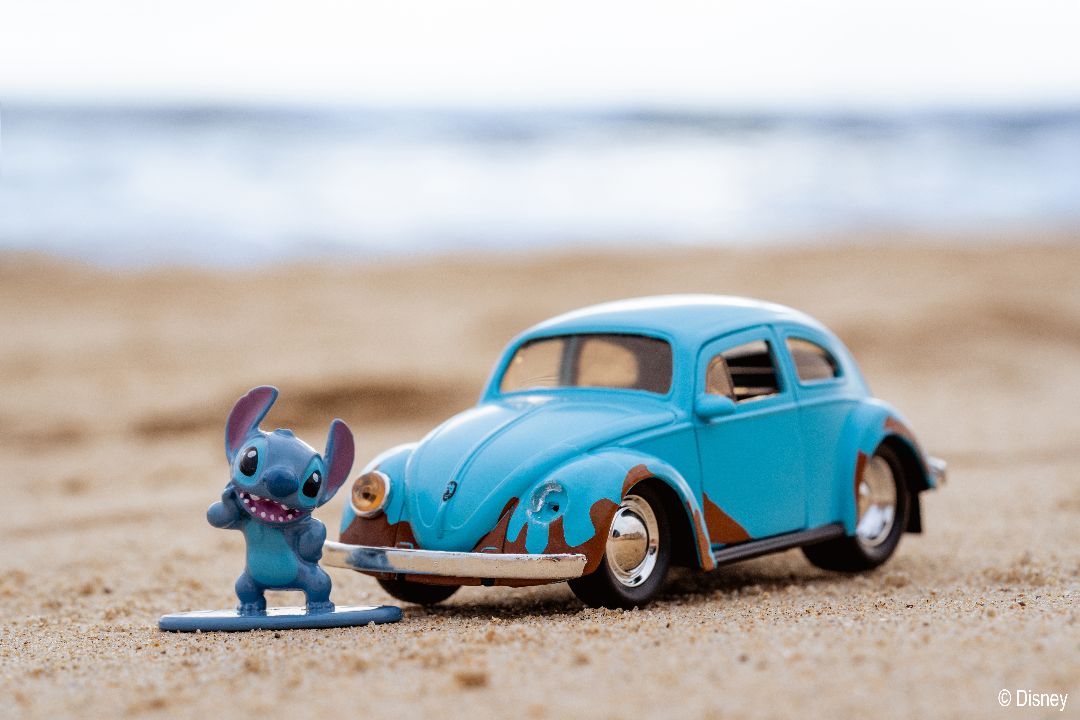 Jada 1/32 "Hollywood Rides" Disney 1959 VW Beetle with Stitch – image 21