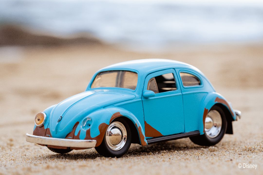 Jada 1/32 "Hollywood Rides" Disney 1959 VW Beetle with Stitch – image 22