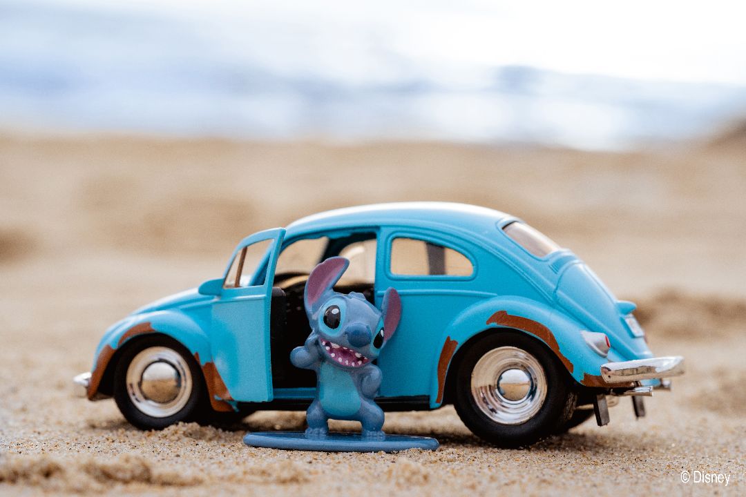 Jada 1/32 "Hollywood Rides" Disney 1959 VW Beetle with Stitch – image 25